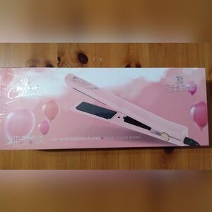 Ceramic Flat iron Royale pink pastel Brand New Diamond collection